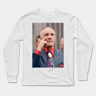 Shanks the legend Long Sleeve T-Shirt